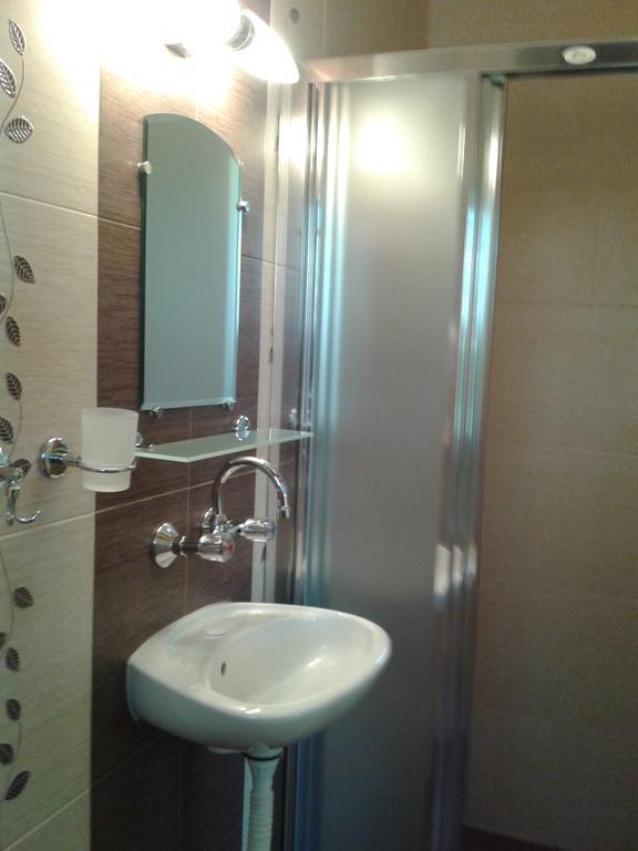 Guesthouse Gostilitsa Luaran gambar