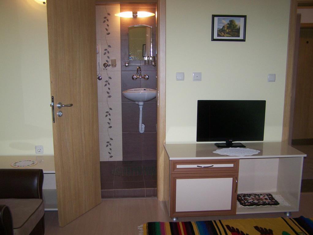 Guesthouse Gostilitsa Luaran gambar