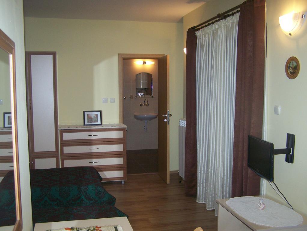 Guesthouse Gostilitsa Luaran gambar